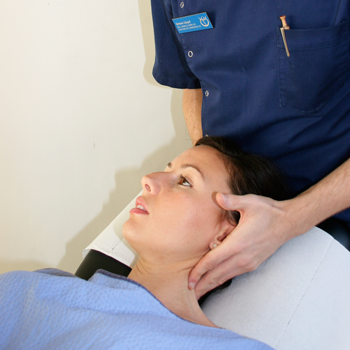 chiropractor-first-visit-treatment